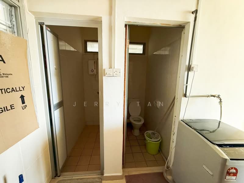 Apartment for Rent at Permai Jaya - Jerry Tan - Bathroom - PropertyGuru.com.my