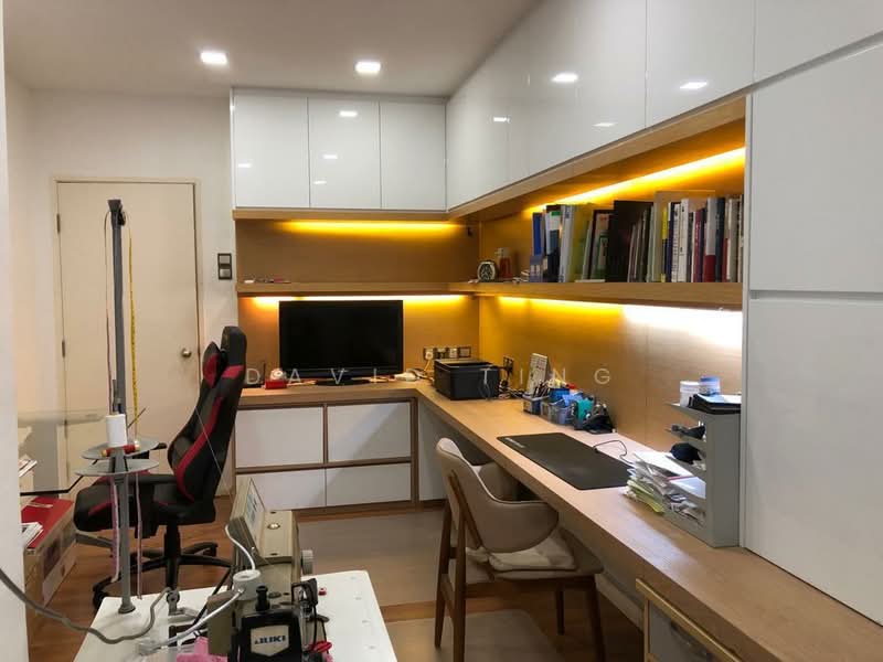 3-storey Terraced House for Sale in Lake Fields (Sungai Besi) - David Ting - Study - PropertyGuru.com.my