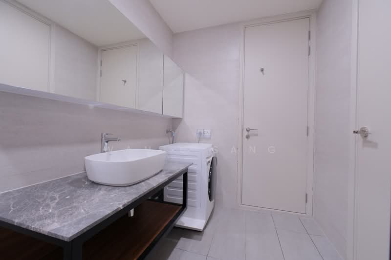 Servis Apartment untuk Disewa di Residensi Solaris Parq - Wanlu Sang - Bathroom - PropertyGuru.com.my