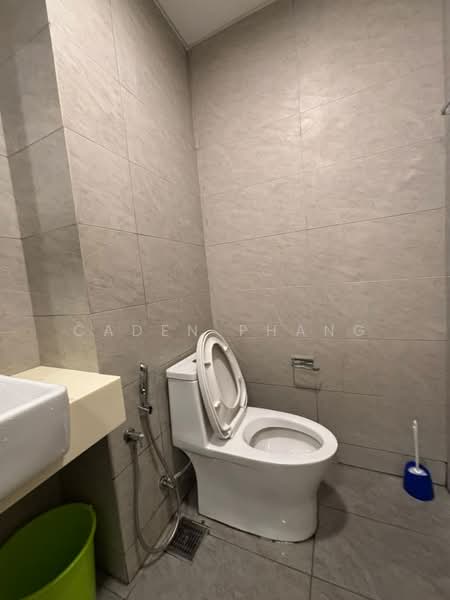 Condominium for Rent at Vivo Residential Suites - Caden Phang - Bathroom - PropertyGuru.com.my