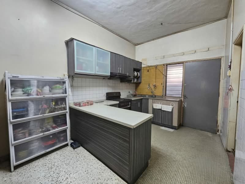 2-storey Terraced House for Sale in Taman Midah (Cheras) - Rachel Ji Won - Kitchen - PropertyGuru.com.my