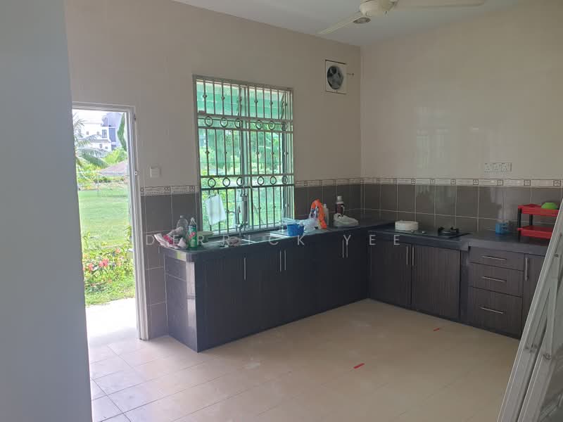 Bungalow for Sale in Taman Sungai Abong (Muar) - Derrick Yee - Kitchen - PropertyGuru.com.my