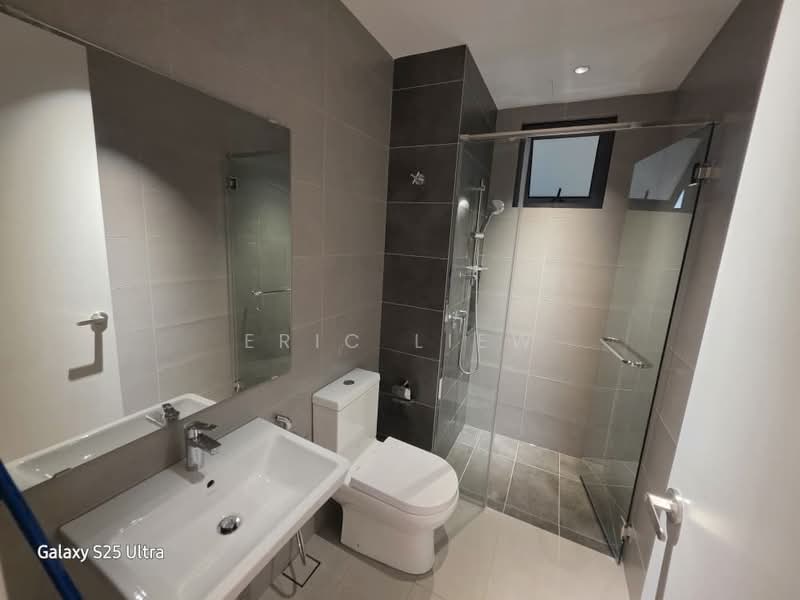 Service Residence for Rent at Sunway Belfield - Eric Liew - Bathroom - PropertyGuru.com.my