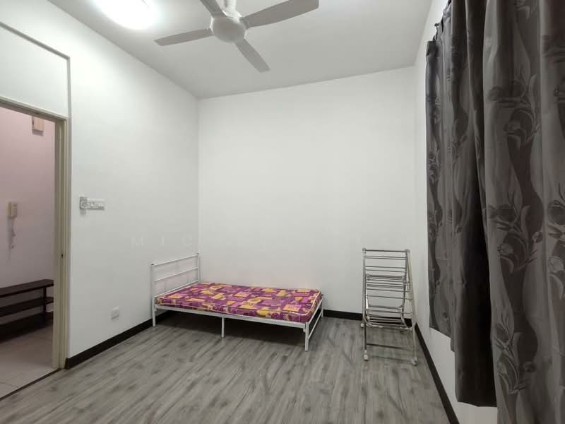 Service Residence for Sale at D'sands Residence - Michelle Tan - Bedroom - PropertyGuru.com.my