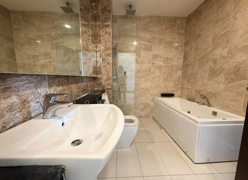 Service Residence for Rent at Paragon Suites @ CIQ - Louise Ng - Bathroom - PropertyGuru.com.my