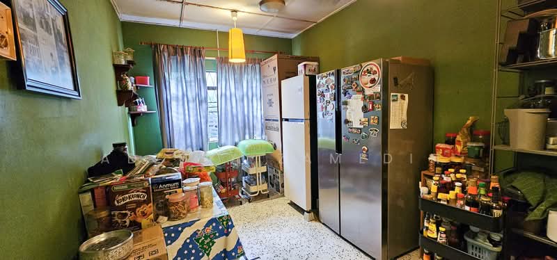 Bungalow for Sale in SS1 (Petaling Jaya) - Adzura Zamedin - Kitchen - PropertyGuru.com.my