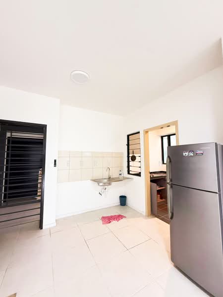 Condominium for Rent at Granito - Jerry Tan - Kitchen - PropertyGuru.com.my