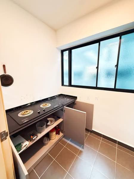 Condominium for Rent at Granito - Jerry Tan - Kitchen - PropertyGuru.com.my