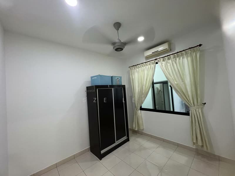 2-storey Terraced House for Sale in Taman Austin Duta (Tebrau) - Sze Lee - Bedroom - PropertyGuru.com.my