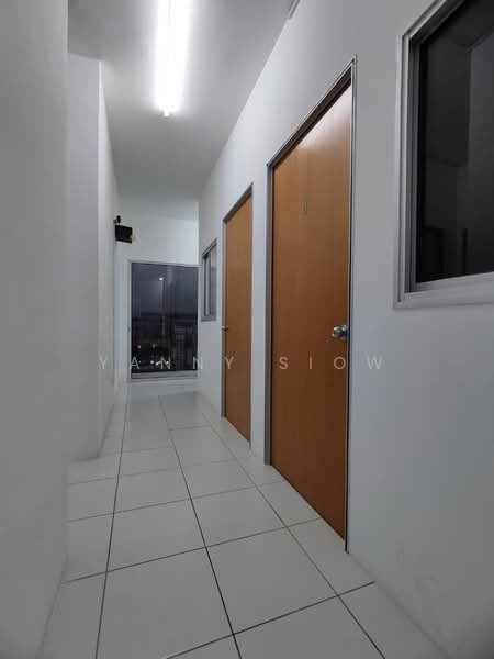 Apartment for Rent at Residensi Vista Wirajaya - Yanny Siow - Corridor - PropertyGuru.com.my