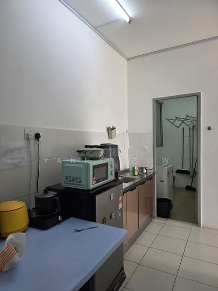 Apartment for Rent at Residensi Vista Wirajaya - Yanny Siow - Kitchen - PropertyGuru.com.my