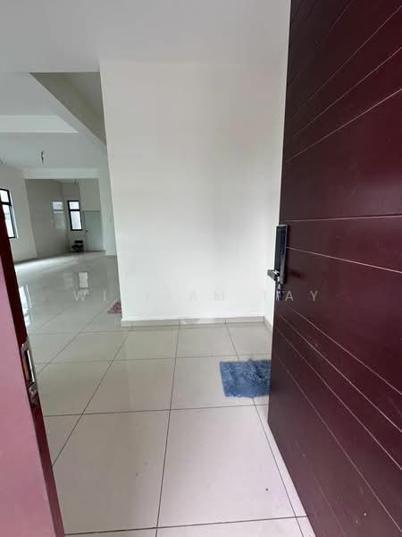 Rumah Teres 2 Tingkat untuk Dijual di Skudai (Johor) - William Tay - Entrance - PropertyGuru.com.my