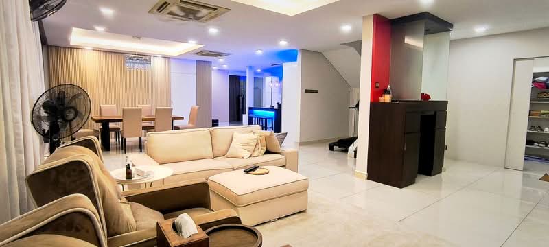 Semi-Detached House for Sale in Setia Damai (Setia Alam) - Loke . - Living Room - PropertyGuru.com.my