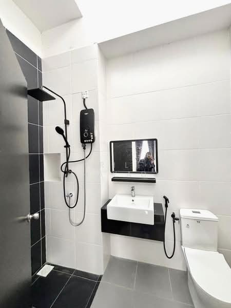 Rumah Teres 2.5 Tingkat untuk Disewa di Eco Botanic (Iskandar Puteri (Nusajaya)) - APRILIA CHAYADI - PropertyGuru.com.my