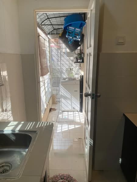 Pangsapuri untuk Dijual di Sri Kayangan (Casa Desira) - WP Kue - Kitchen - PropertyGuru.com.my