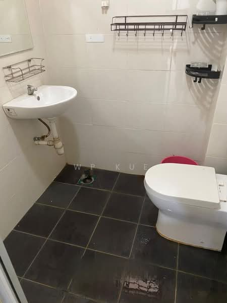 Pangsapuri untuk Dijual di Sri Kayangan (Casa Desira) - WP Kue - Bathroom - PropertyGuru.com.my