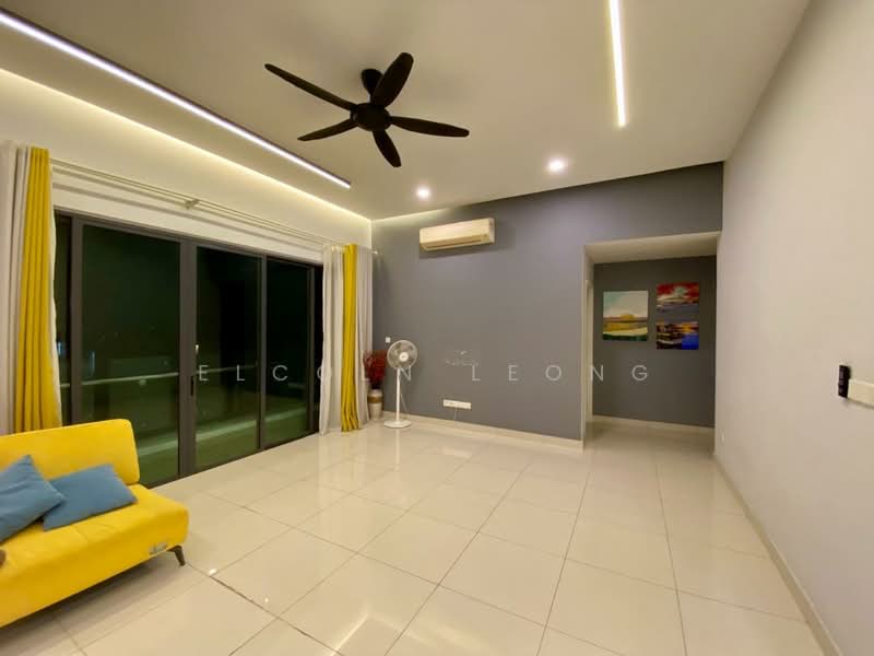 Servis Apartment untuk Disewa di 8 Kinrara - Elcoln Leong - Living Room - PropertyGuru.com.my