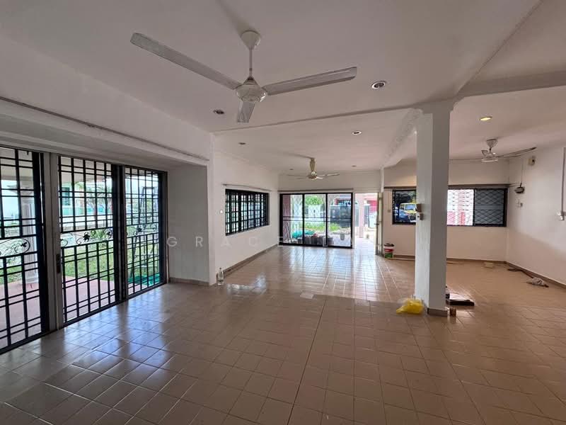 Rumah Banglo untuk Disewa di Taman Kolam Air (Johor Bahru) - Grace Lau - PropertyGuru.com.my
