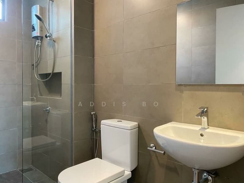 Servis Apartment untuk Disewa di Akasa - Addis Bo - Bathroom - PropertyGuru.com.my