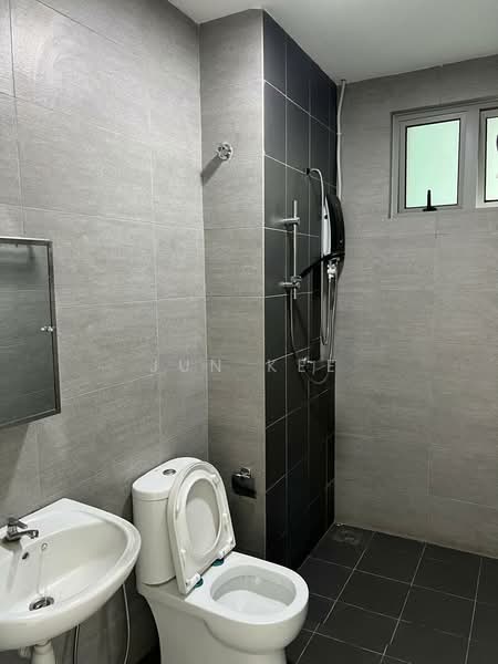 Servis Apartment untuk Disewa di Hon Residensi - Jun Kee - Bathroom - PropertyGuru.com.my