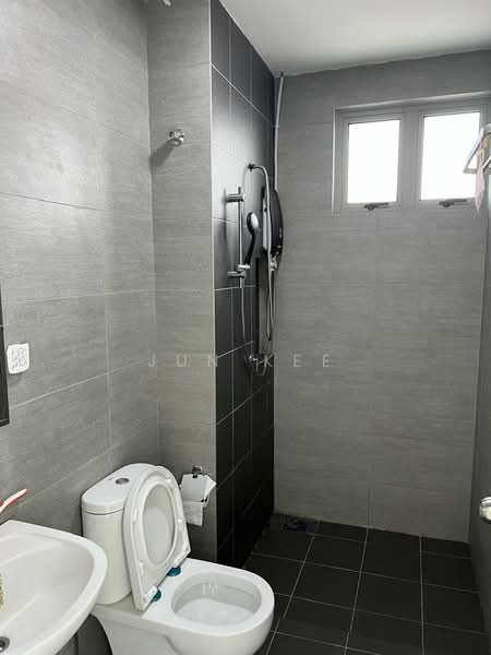 Servis Apartment untuk Disewa di Hon Residensi - Jun Kee - Bathroom - PropertyGuru.com.my