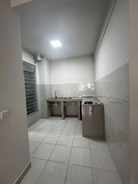 Apartment for Sale at Harmoni 1 - Ashraff Daniel - Kitchen - PropertyGuru.com.my