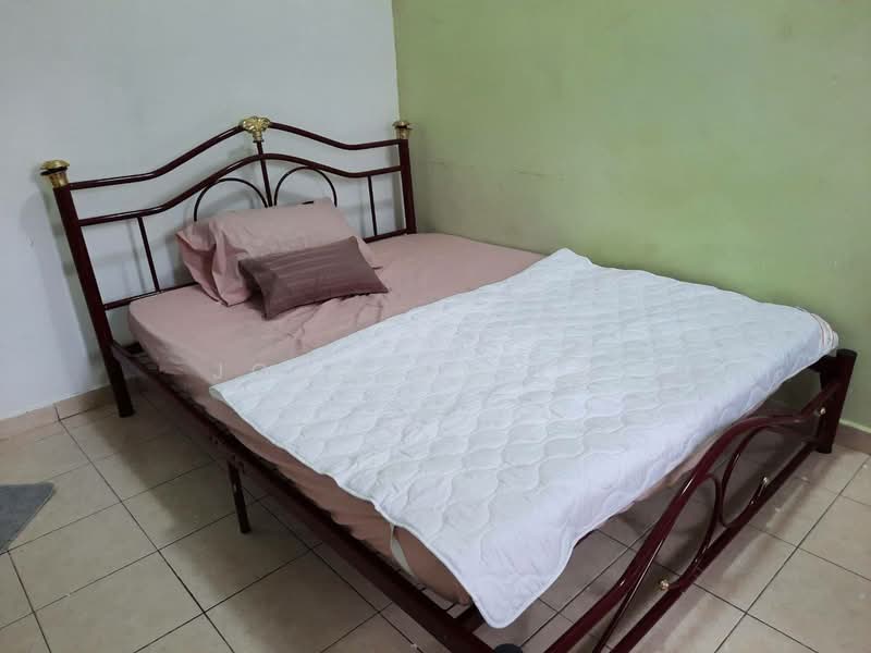 Pangsapuri untuk Dijual di Desa Skudai Apartment - Johnson Tan - Bedroom - PropertyGuru.com.my