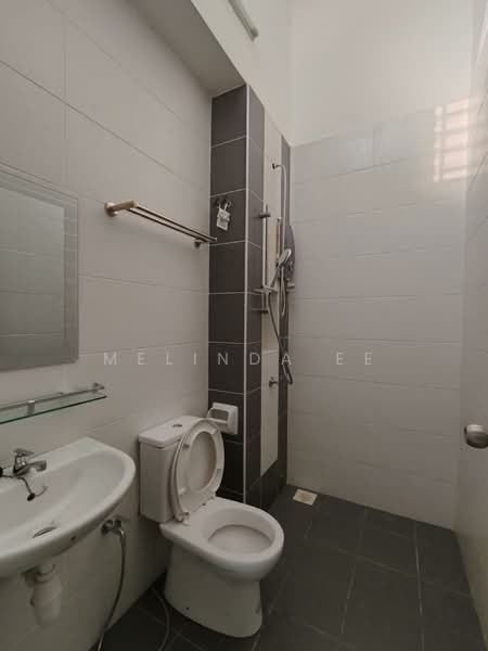2-storey Terraced House for Sale in Masai (Johor) - Melinda Ee - Bathroom - PropertyGuru.com.my