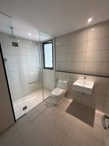 Servis Apartment untuk Disewa di Duta Park Residences - Elcoln Leong - Bathroom - PropertyGuru.com.my