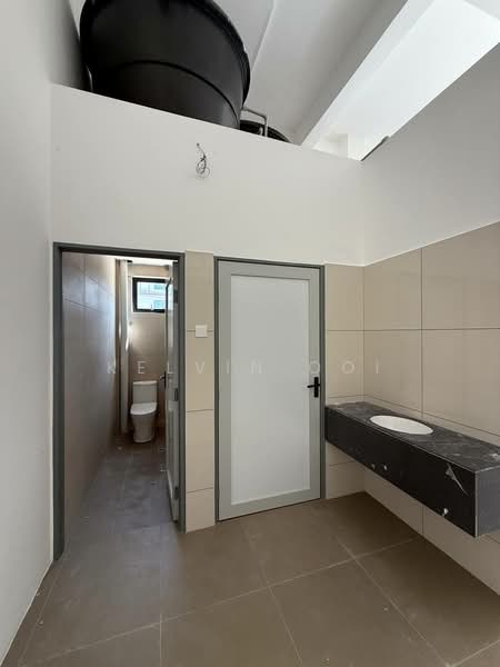 Factory for Rent in Perai (Penang) - Kelvin Ooi - Bathroom - PropertyGuru.com.my