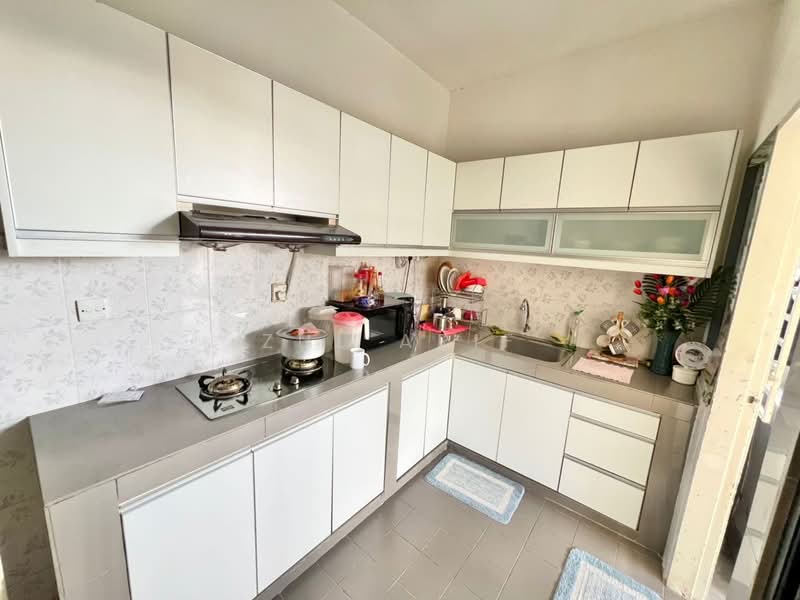 Semi-Detached House for Sale in Taman Selayang Mutiara (Selayang) - Zul Arif - Kitchen - PropertyGuru.com.my