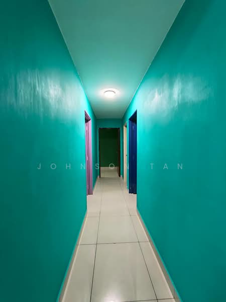 Servis Apartment untuk Dijual di Twin Danga Residence - Johnson Tan - Corridor - PropertyGuru.com.my