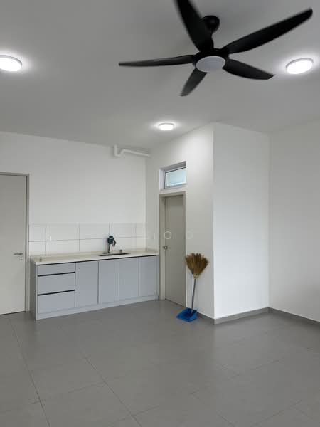 Kondominium untuk Disewa di The Sky @ Tripark - Yong Soo Kee - Kitchen - PropertyGuru.com.my
