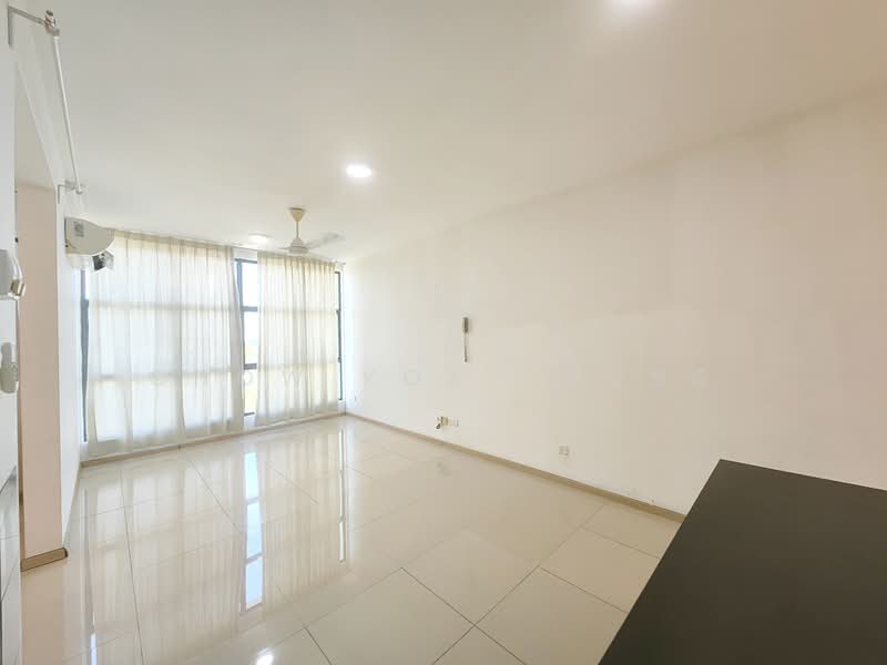 Service Residence for Rent at Vista Alam Serviced Apartment - Chow Kok Toong - Living Room - PropertyGuru.com.my