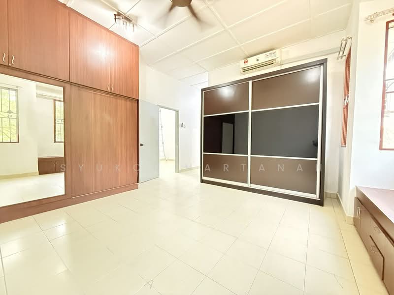 2-storey Terraced House for Sale in Shah Alam (Selangor) - Syukor Hartanah - Bedroom - PropertyGuru.com.my