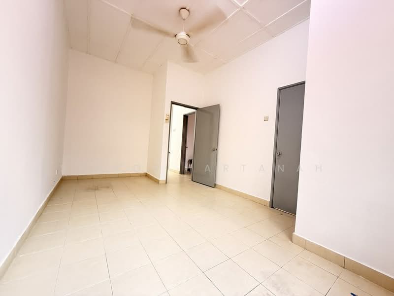 2-storey Terraced House for Sale in Shah Alam (Selangor) - Syukor Hartanah - Interior - PropertyGuru.com.my