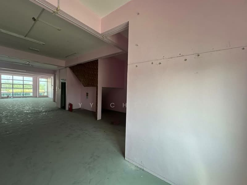 Shop / Office for Sale in Halaman Meru Permai (Ipoh) - YY Cheah - Interior - PropertyGuru.com.my