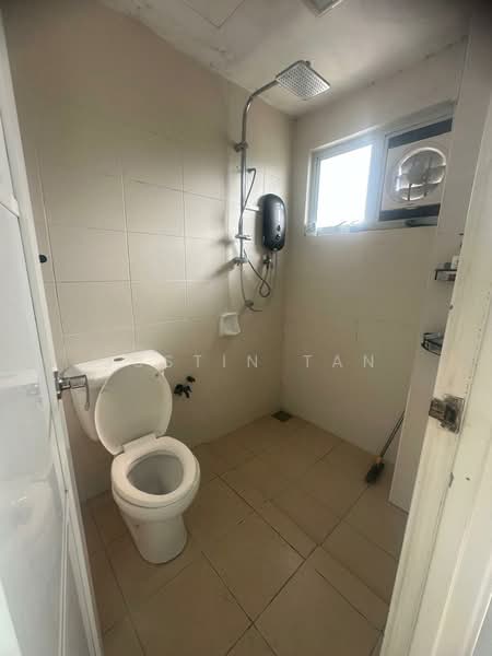Rumah Bandar untuk Dijual di Seri Kembangan (Selangor) - JUSTIN TAN - Bathroom - PropertyGuru.com.my