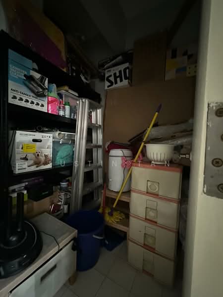 Rumah Bandar untuk Dijual di Seri Kembangan (Selangor) - JUSTIN TAN - Store Room - PropertyGuru.com.my