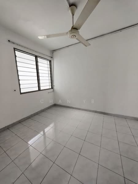 Flat for Sale at Taman Lip Sin Block 1, 3 & 5 - Chan YB - Interior - PropertyGuru.com.my