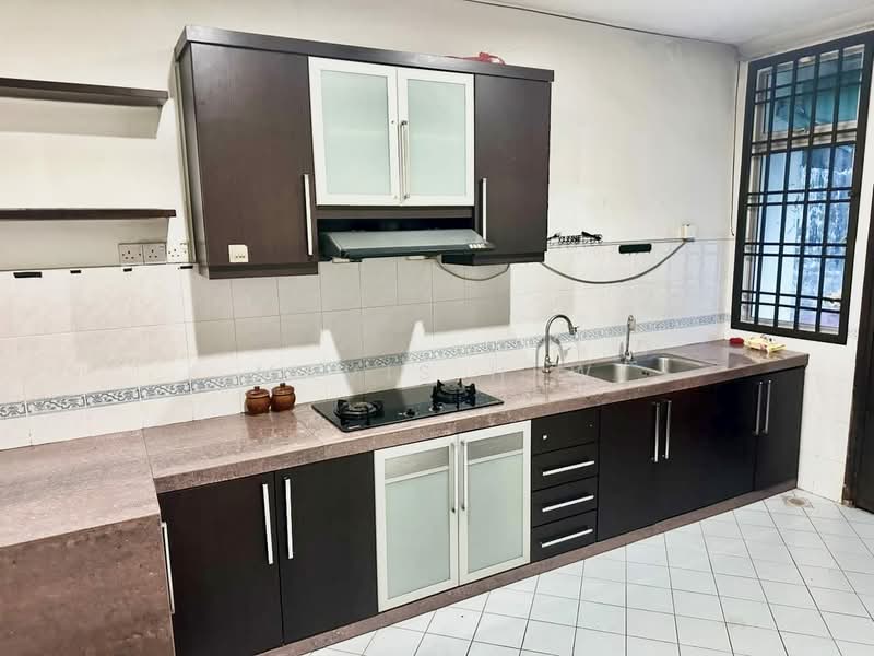 Rumah Teres 2 Tingkat untuk Disewa di Johor Bahru (Johor) - Mavis Hew - Kitchen - PropertyGuru.com.my