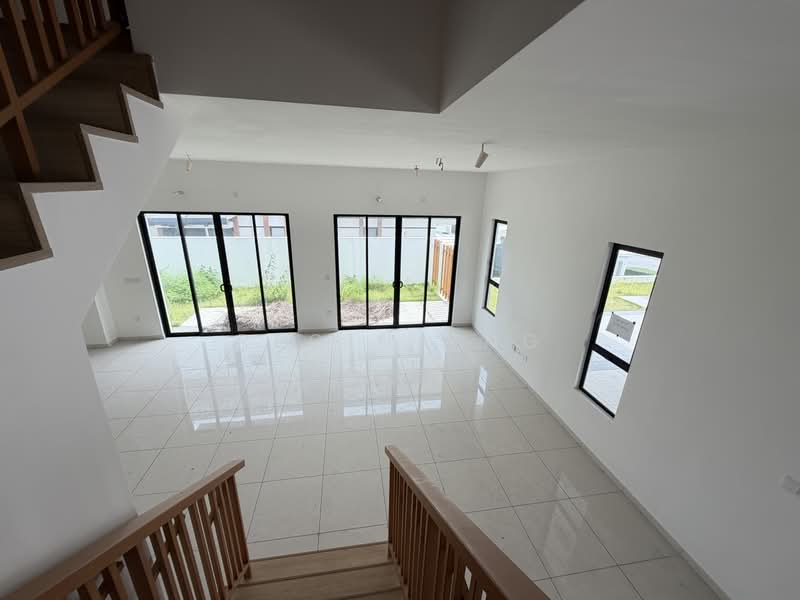 Rumah Berkembar untuk Dijual di Semenyih (Selangor) - Regina Ng - PropertyGuru.com.my