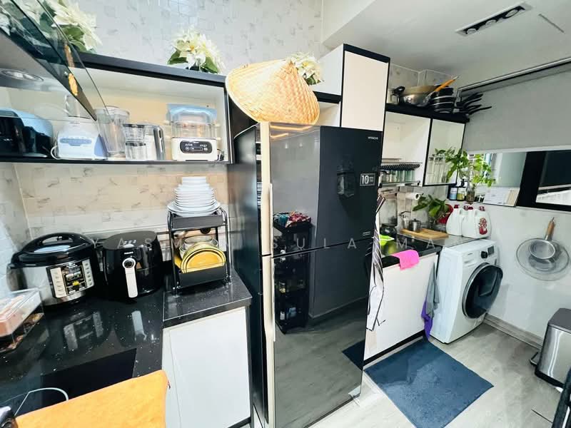 Pangsapuri untuk Dijual di Desa Saujana - Yasmin Sulaiman - Kitchen - PropertyGuru.com.my