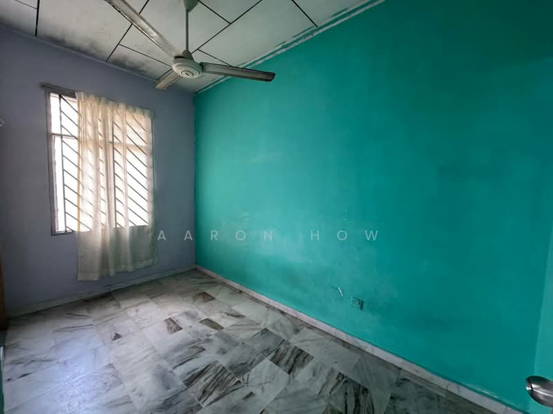 1-storey Terraced House for Sale in Taman Daya (Johor Bahru) - Aaron How - Interior - PropertyGuru.com.my