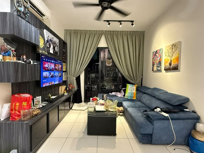 Kondominium untuk Dijual di Legend Heights - Alex Lee - Living Room - PropertyGuru.com.my