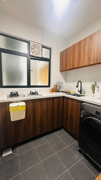 Pangsapuri untuk Disewa di Residensi Max - Kelly Kok - Kitchen - PropertyGuru.com.my