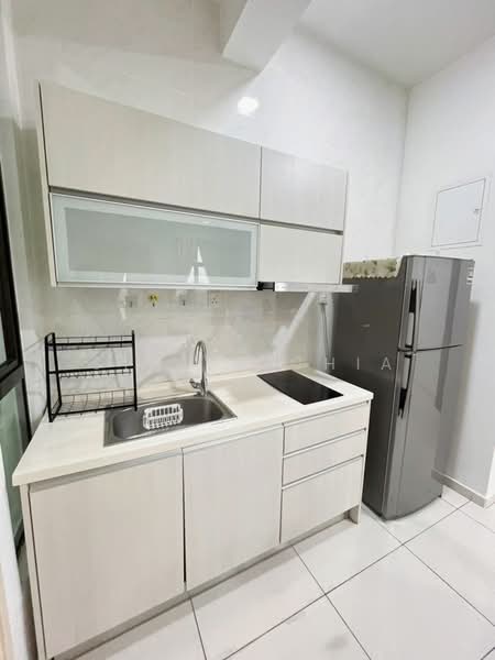 Service Residence for Sale at D'Summit Residences - Stella Chia - Kitchen - PropertyGuru.com.my
