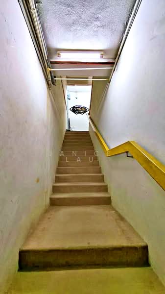 Shop / Office for Sale in Taman Suria Jaya (Cheras) - Janice Lau - Corridor - PropertyGuru.com.my