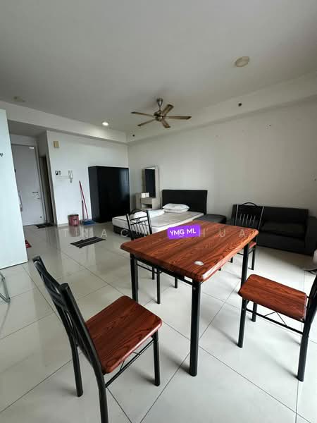Servis Apartment untuk Disewa di i-SOHO @ i-City - Tracy Chua - Bedroom - PropertyGuru.com.my