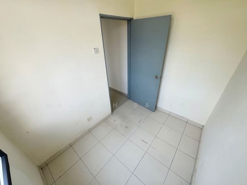 Semi-Detached House for Sale in Bandar Saujana Putra (Tanjong Duabelas) - Najibah Sahari - PropertyGuru.com.my